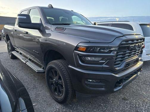 2025 RAM 2500 Big Horn Crew Cab 4x4 6'4' Box