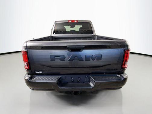 2025 RAM 2500 Big Horn Crew Cab 4x4 6'4' Box