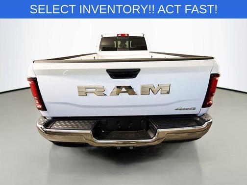 2026 RAM 3500 Tradesman Crew Cab 4x4 8' Box