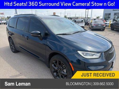 Fathom Blue Pearlcoat 2023 Chrysler Pacifica Touring L