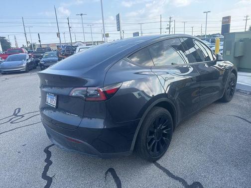 2024 Tesla Model Y Long Range Dual Motor All-Wheel Drive