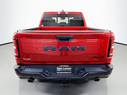 Molten Red Pearlcoat 2026 RAM 1500 Warlock Crew Cab 4x4 5'7' Box