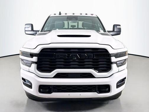 Bright White Clearcoat 2026 RAM 2500 Black Express Crew Cab 4x4 6'4' Box