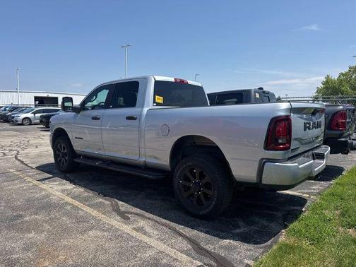 Silver Zynith 2026 RAM 2500 Big Horn Crew Cab 4x4 6'4' Box