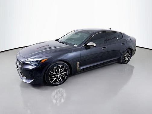 2022 Kia Stinger GT-Line