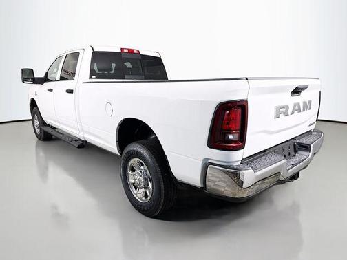2025 RAM 2500 Tradesman Crew Cab 4x4 8' Box