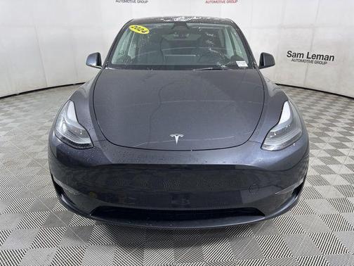 2024 Tesla Model Y Long Range Dual Motor All-Wheel Drive