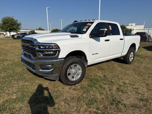 2025 RAM 2500 Big Horn Crew Cab 4x4 6'4' Box