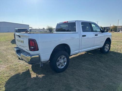 2025 RAM 2500 Big Horn Crew Cab 4x4 6'4' Box