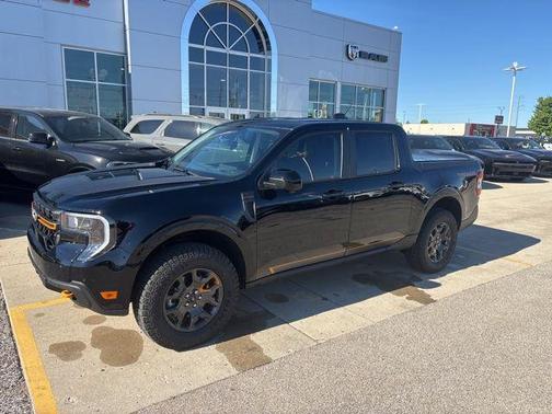 Shadow Black 2025 Ford Maverick Tremor