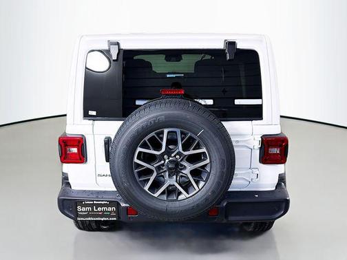 2026 Jeep Wrangler 4-Door Sahara 4x4