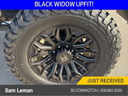 Granite Crystal Metallic Clearcoat 2025 RAM 2500 Laramie Crew Cab 4x4 6'4' Box