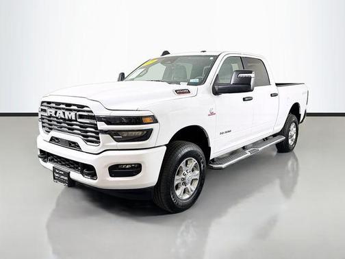 2025 RAM 2500 Big Horn Crew Cab 4x4 6'4' Box