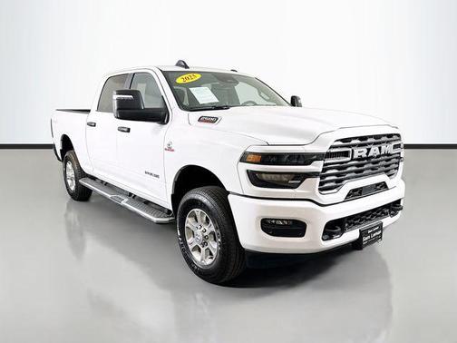 2025 RAM 2500 Big Horn Crew Cab 4x4 6'4' Box