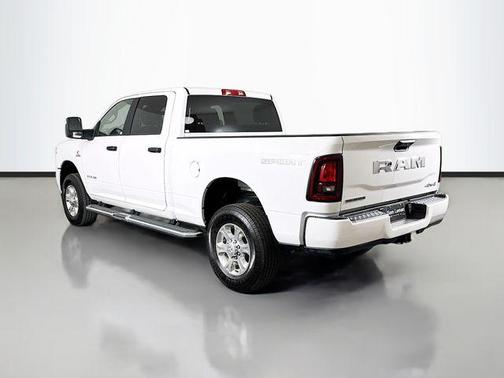 2025 RAM 2500 Big Horn Crew Cab 4x4 6'4' Box