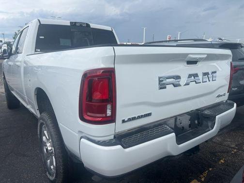 2025 RAM 2500 Laramie Crew Cab 4x4 6'4' Box
