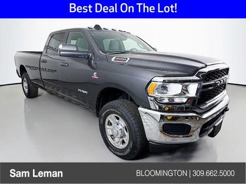 2022 RAM 3500 Tradesman Crew Cab 4x4 8' Box