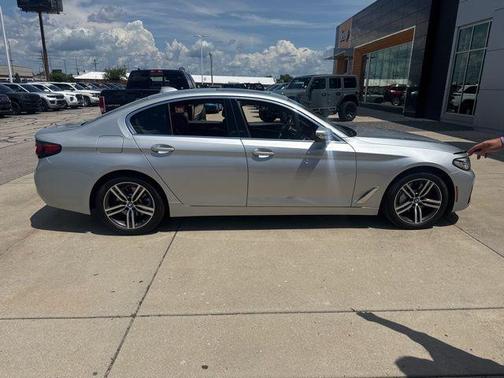 2021 BMW 530 xDrive