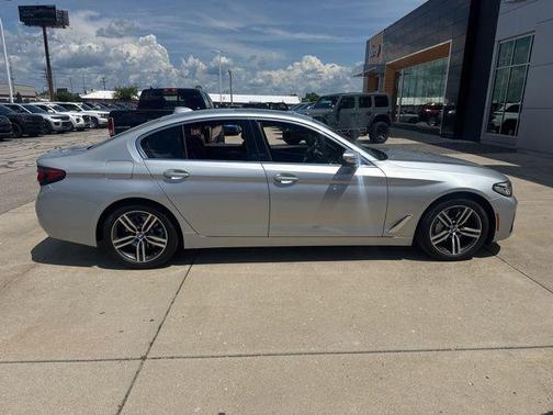 2021 BMW 530 xDrive