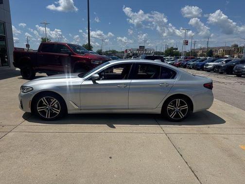2021 BMW 530 xDrive