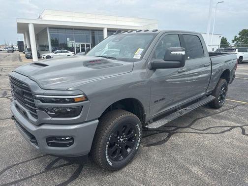 2025 RAM 2500 Laramie Crew Cab 4x4 6'4' Box