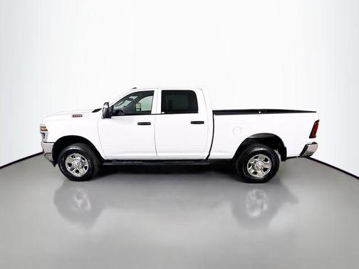 2025 RAM 2500 Tradesman Crew Cab 4x4 6'4' Box