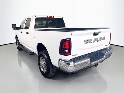 2025 RAM 2500 Tradesman Crew Cab 4x4 6'4' Box