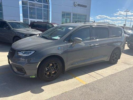 Ceramic Gray Clearcoat 2022 Chrysler Pacifica Hybrid Touring L