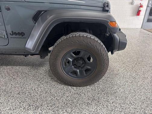 2025 Jeep Wrangler Sport