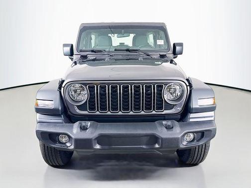 Granite Crystal Metallic Clearcoat 2026 Jeep Wrangler Sport