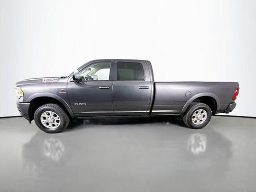 2022 RAM 3500 Laramie Crew Cab 4x4 8' Box