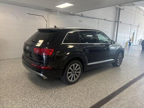 2019 Audi Q7 45 Premium