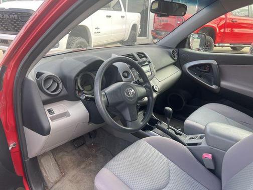 2006 Toyota RAV4 Base