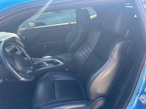 B5 Blue Pearlcoat 2023 Dodge Challenger SRT Hellcat