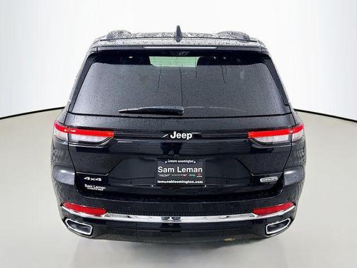 2025 Jeep Grand Cherokee Overland