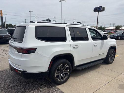 Bright White Clearcoat 2024 Jeep Wagoneer Series I 4x4