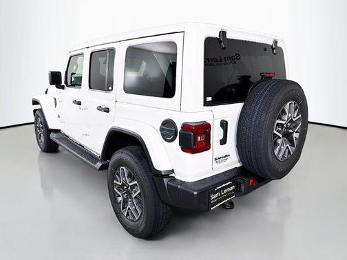 2025 Jeep Wrangler 4-Door Sahara 4x4
