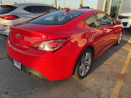 2010 Hyundai Genesis Coupe 3.8 Grand Touring