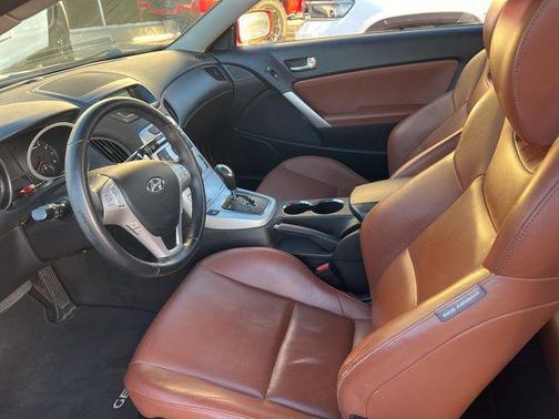 2010 Hyundai Genesis Coupe 3.8 Grand Touring