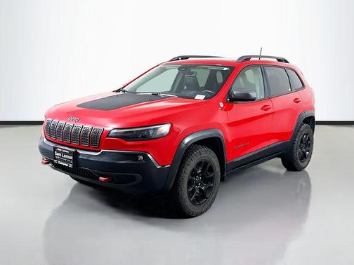 Firecracker Red Clearcoat 2019 Jeep Cherokee Trailhawk
