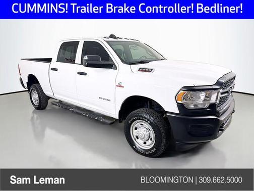2022 RAM 2500 Tradesman Crew Cab 4x4 6'4' Box