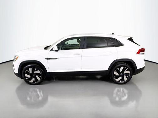 2024 Volkswagen Atlas Cross Sport 2.0T SE w/Technology 4MOTION