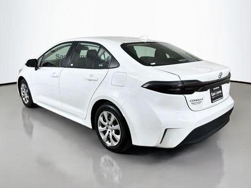 Ice Cap 2024 Toyota Corolla LE