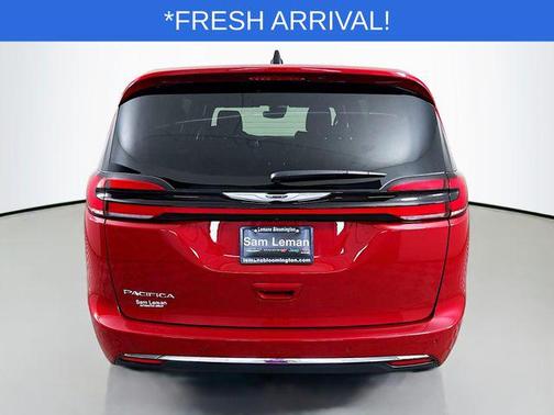 2025 Chrysler Pacifica L