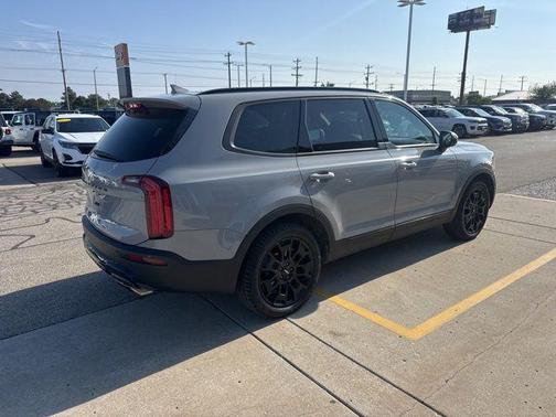 Wolf Gray 2022 Kia Telluride EX