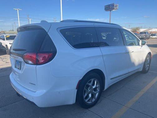 2018 Chrysler Pacifica Limited