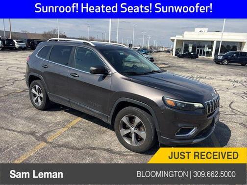 Granite Crystal Metallic Clearcoat 2019 Jeep Cherokee Limited