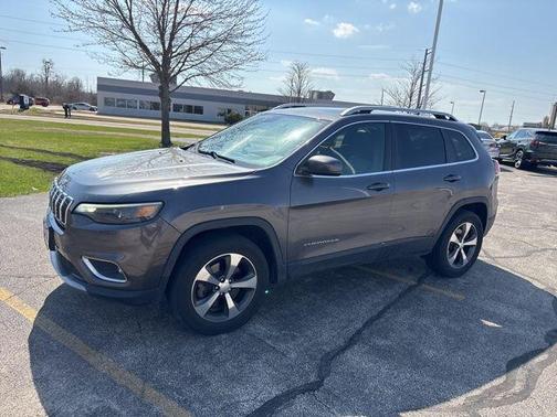 Granite Crystal Metallic Clearcoat 2019 Jeep Cherokee Limited