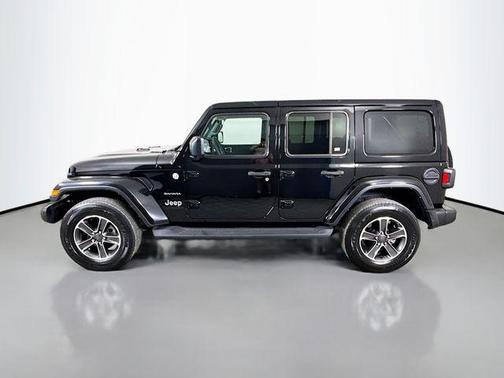 2023 Jeep Wrangler 4-Door Sahara 4x4