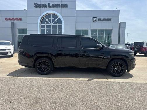 Diamond Black Crystal Pearlcoat 2024 Jeep Grand Wagoneer L Series III Obsidian 4x4